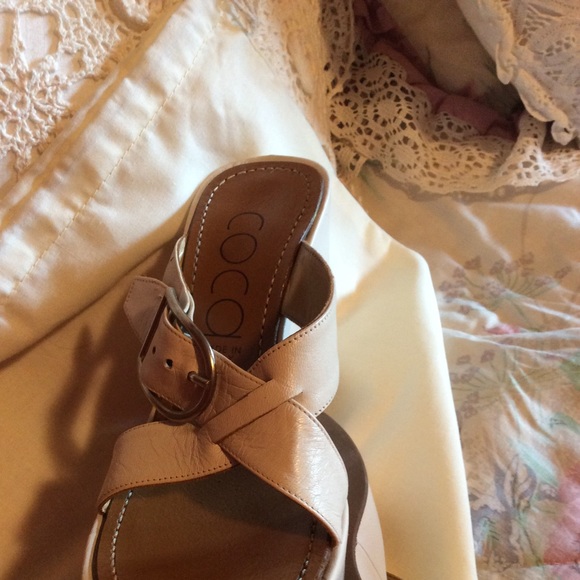 GIFTED FREE  with any purchase Italian L Sandals - Picture 2 of 7